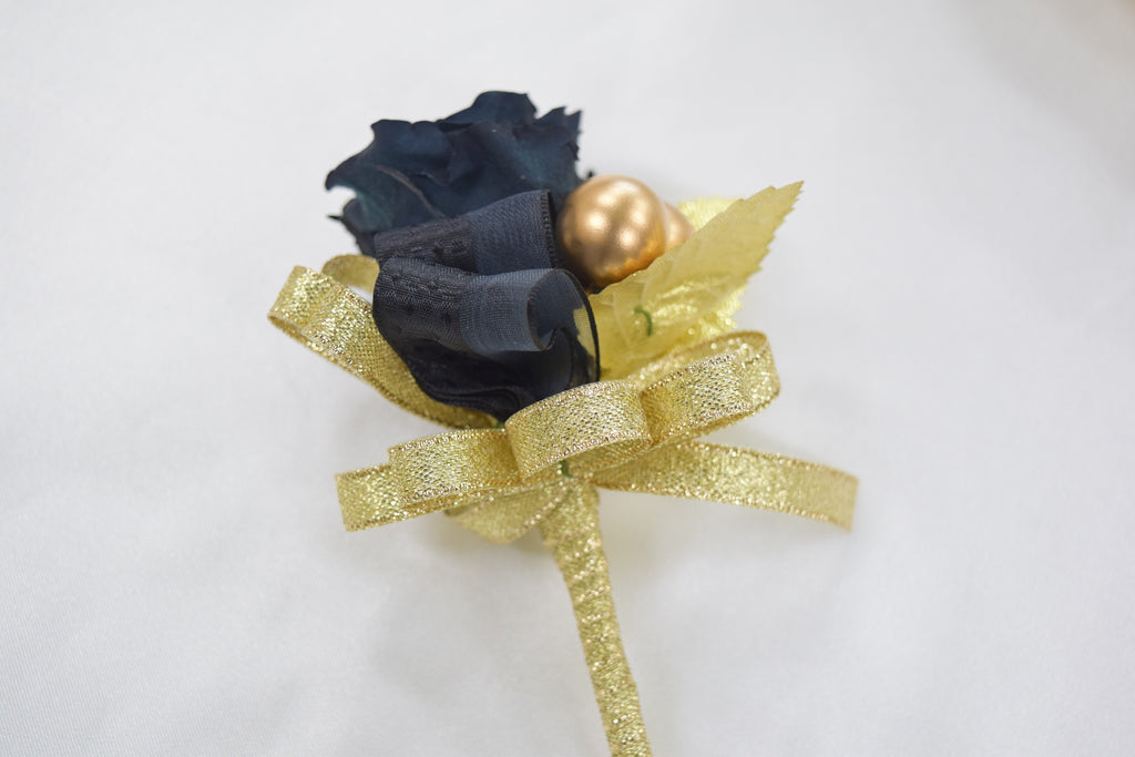 Boutonniere & Wrist Corsage Set (BWC31) - Black & Gold