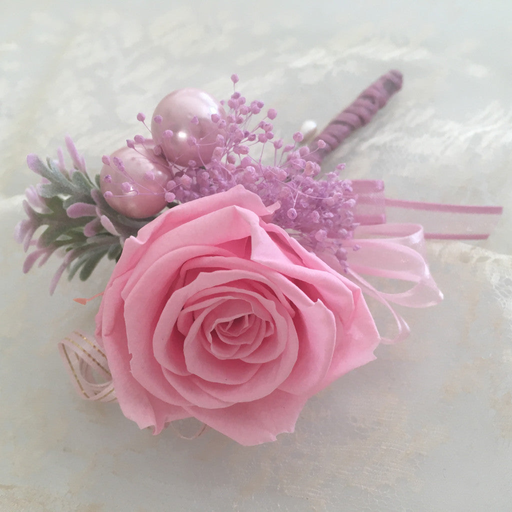 Boutonnieres (B02) - Pink